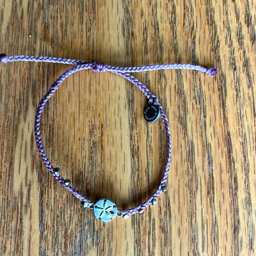 Pura Vida bracelet Sand dollar with silver beads
